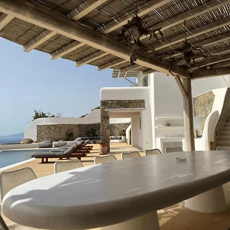 Villa Maera 2 *